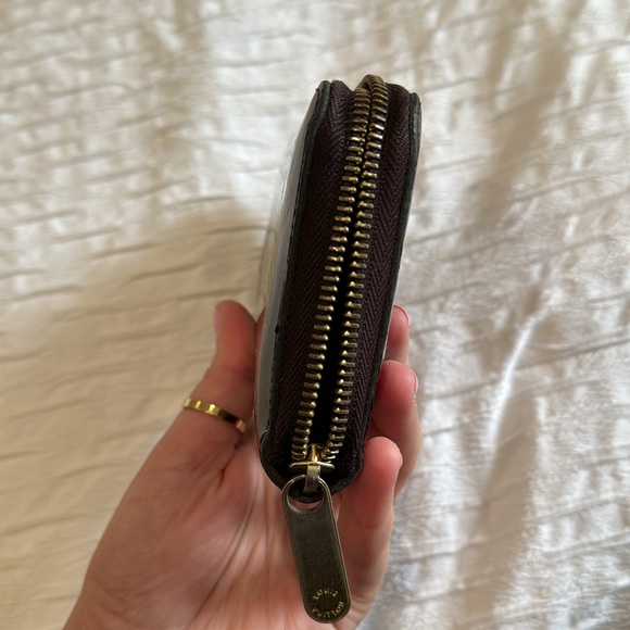 Louis Vuitton Purple Vernis Zippy Wallet - Picture 6 of 10